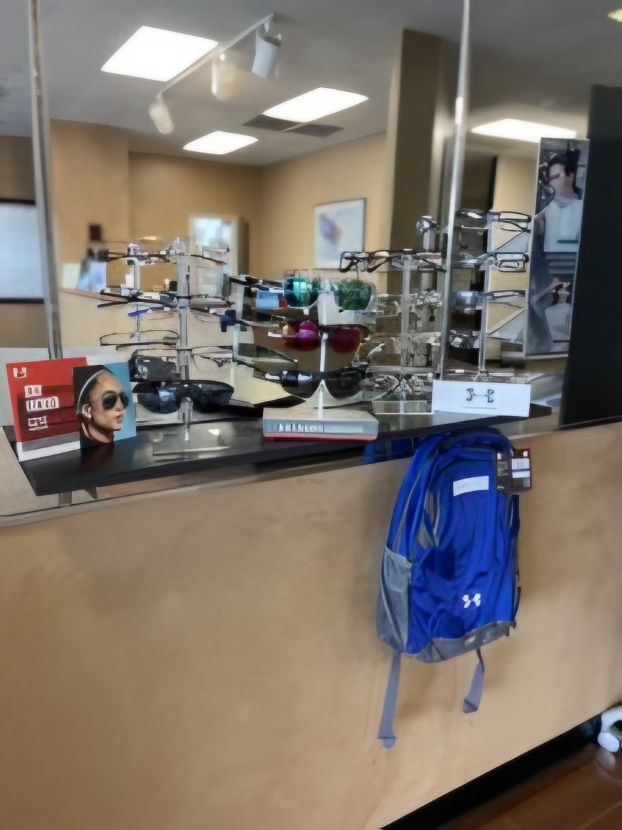 Front desk of Briargrove Eye Center